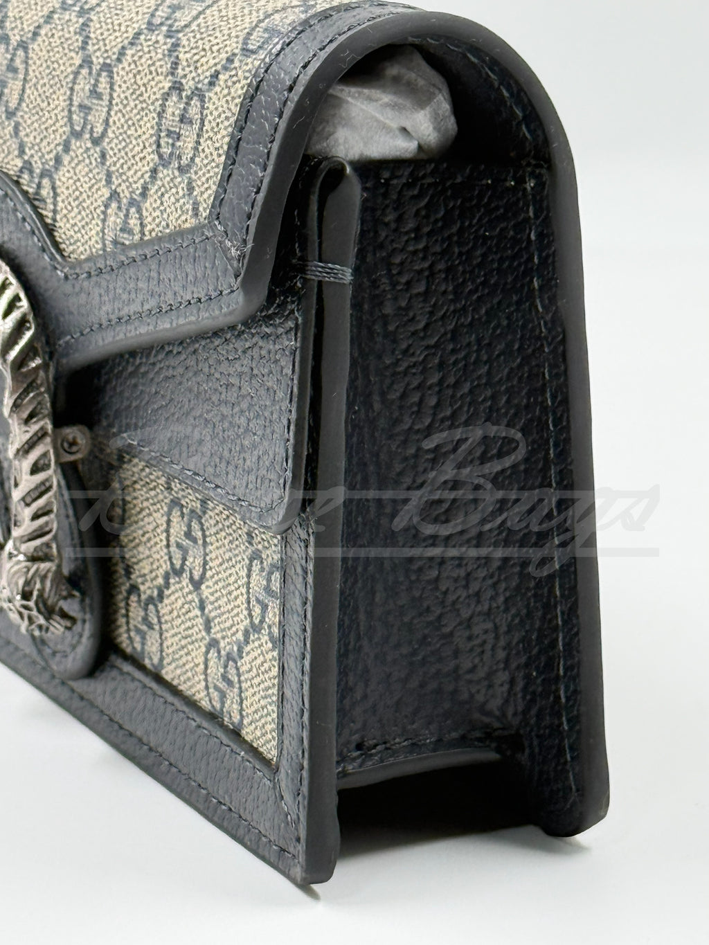 Luxury Bag – Timeless Design
