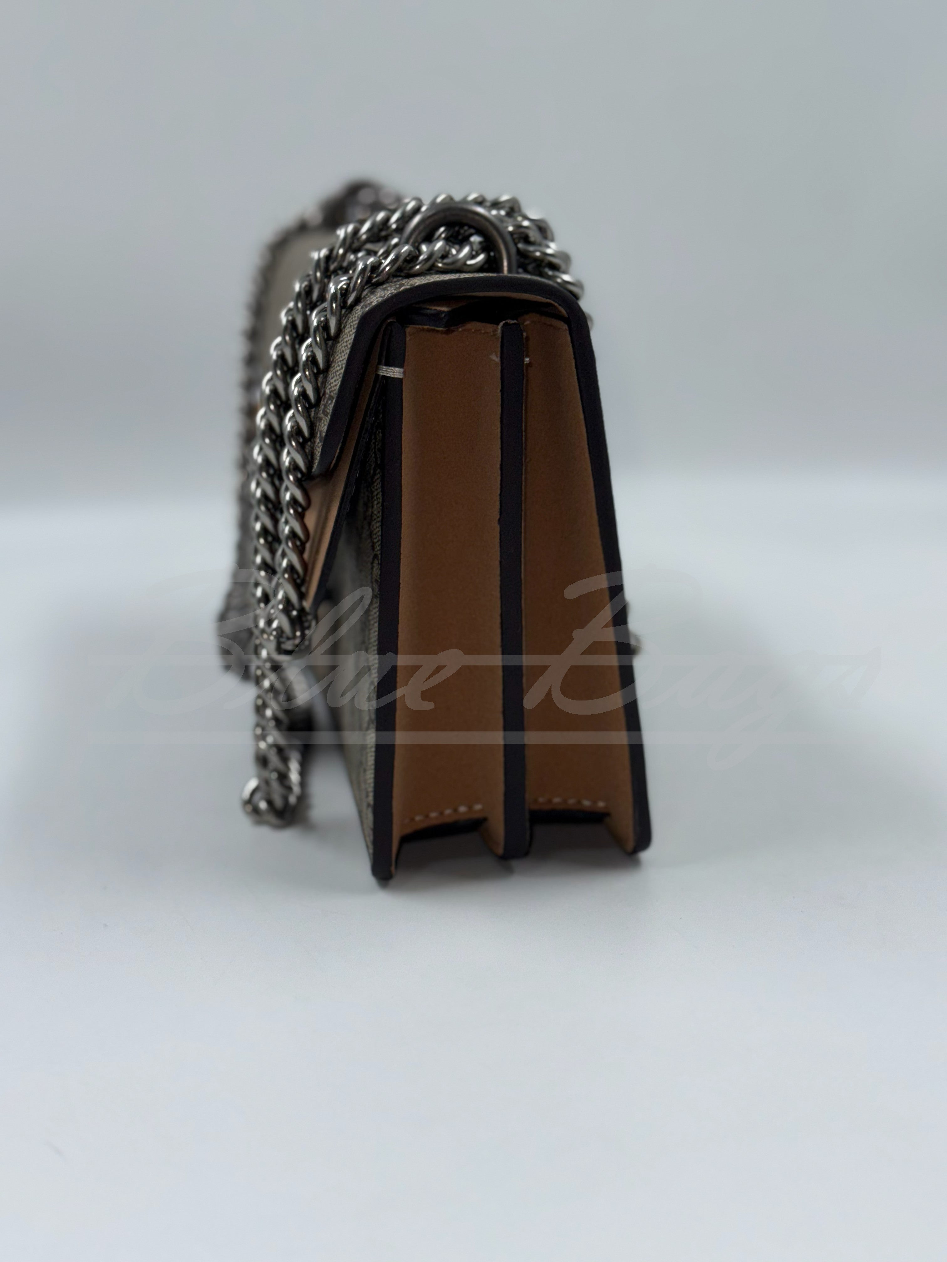 Luxury Bag – Timeless Design