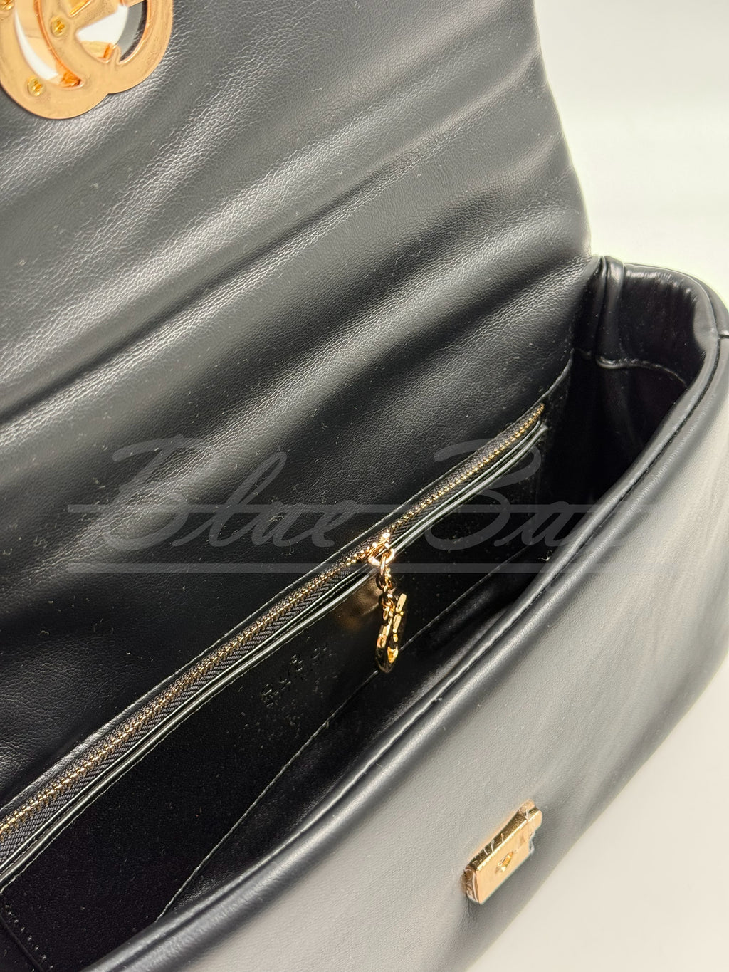 Luxury Bag – Timeless Design
