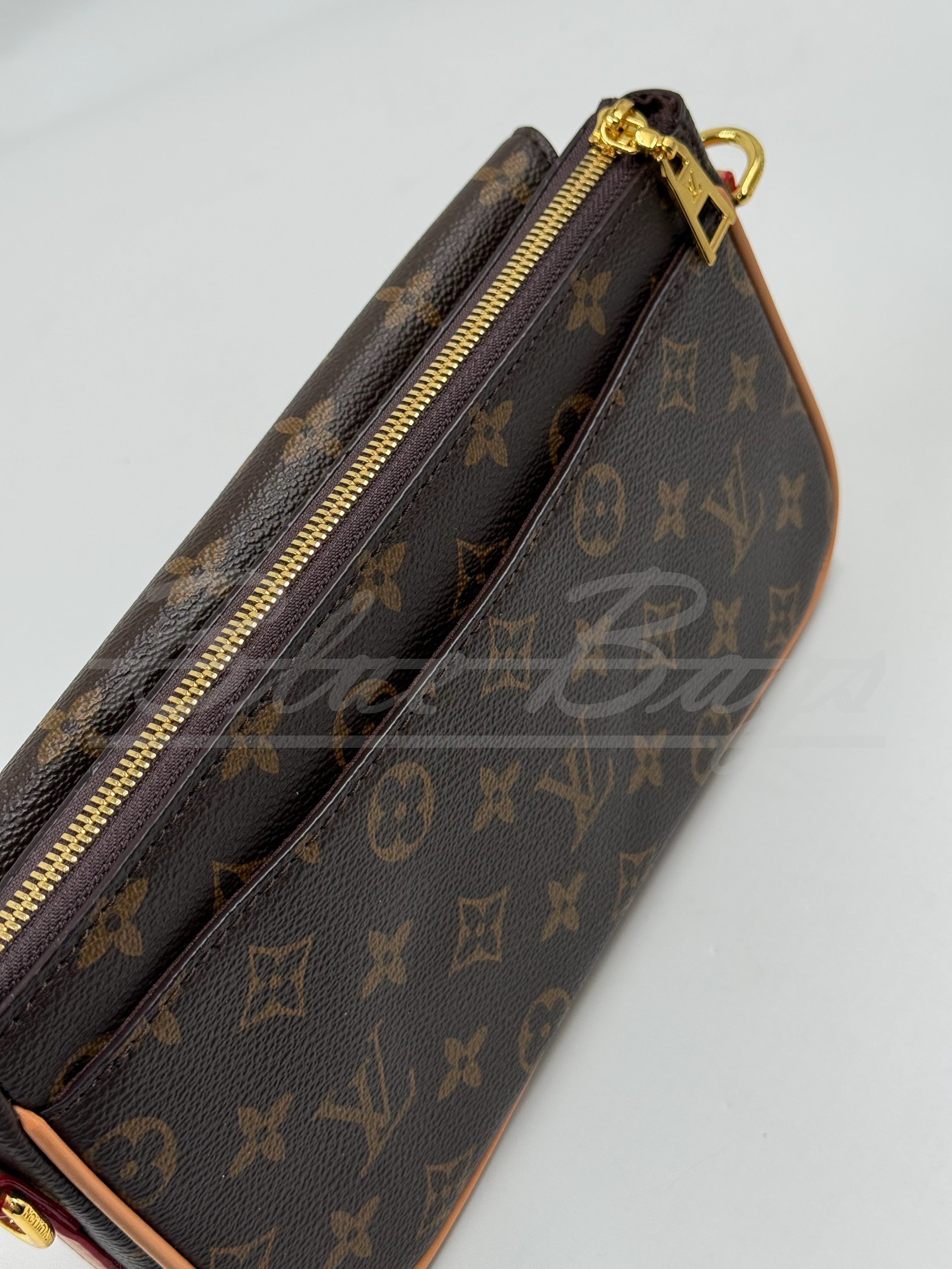 Elegant Luxury Handbag