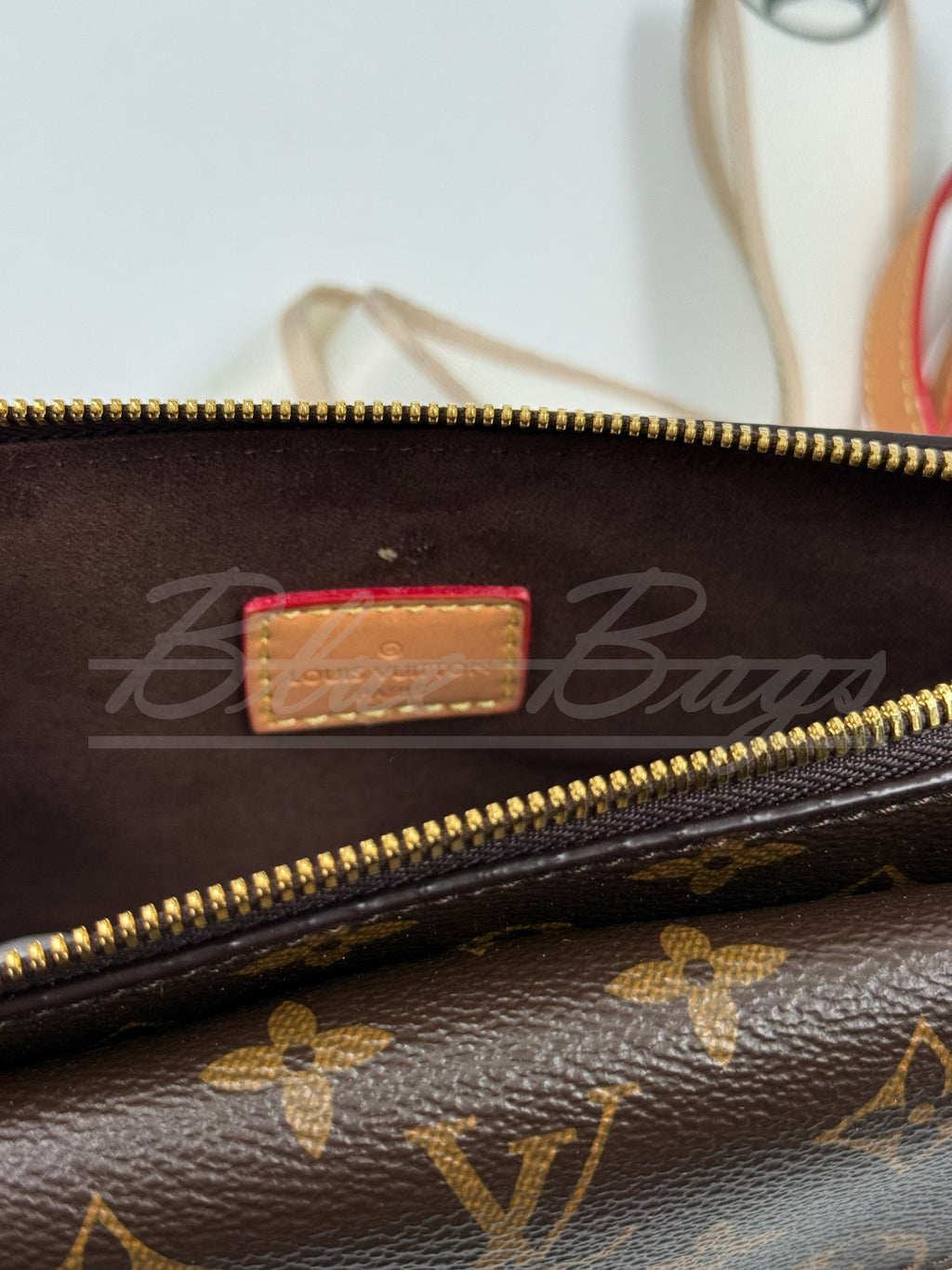 Elegant Luxury Handbag