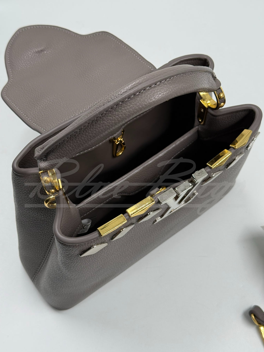 Elegant Women’s Bag