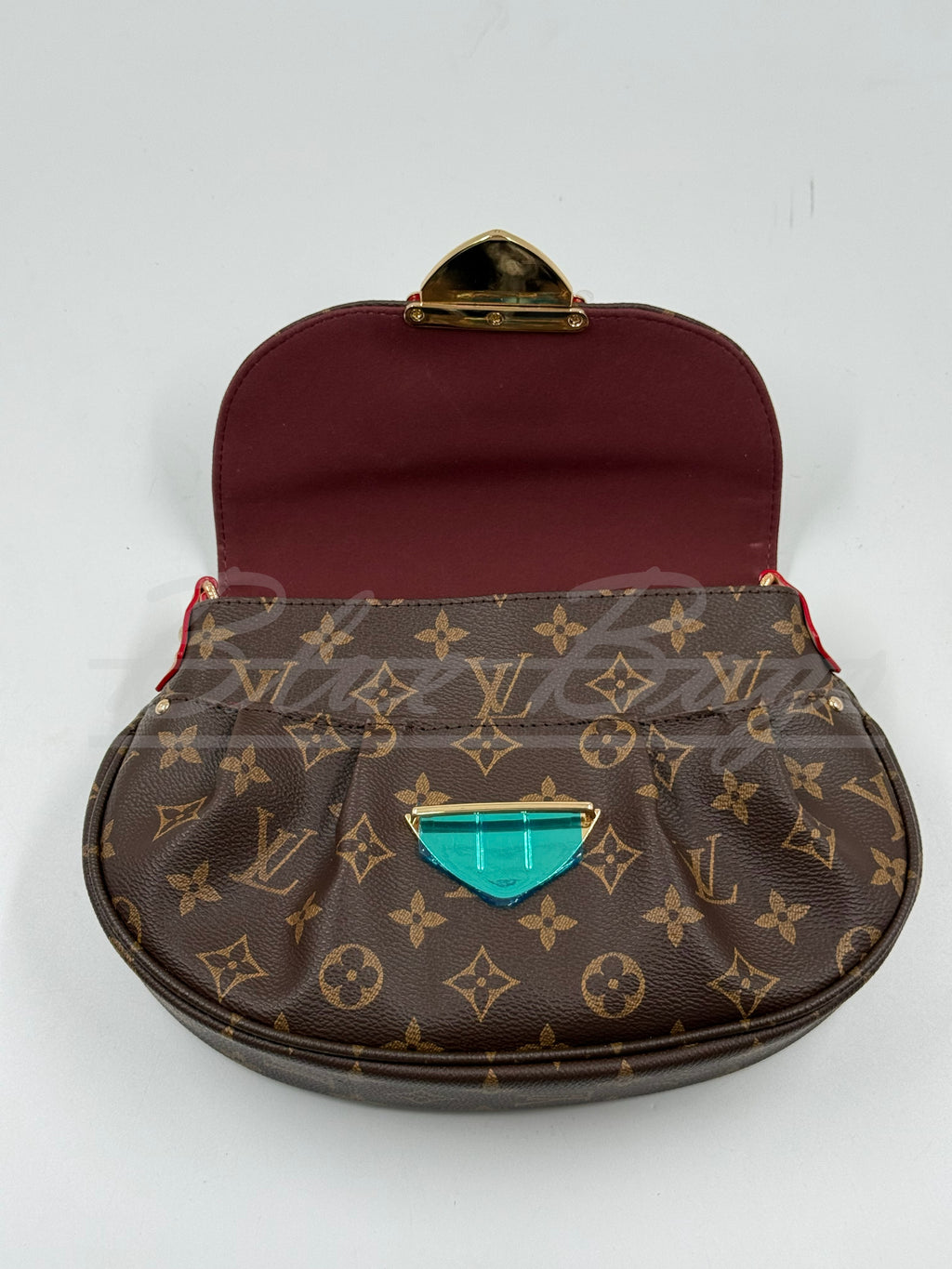 Elegant Women’s Bag