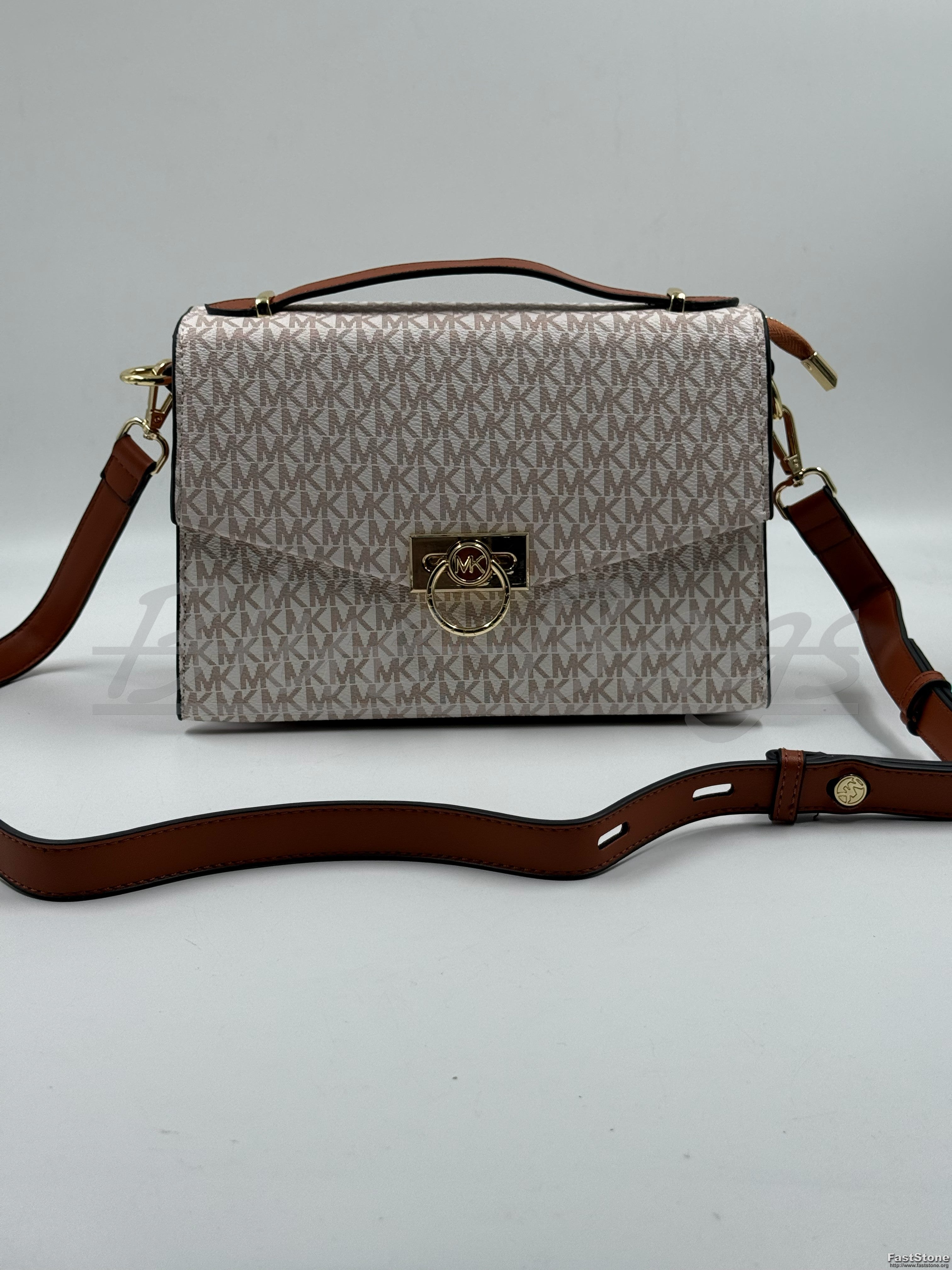 Chic Bag – Everyday Elegance