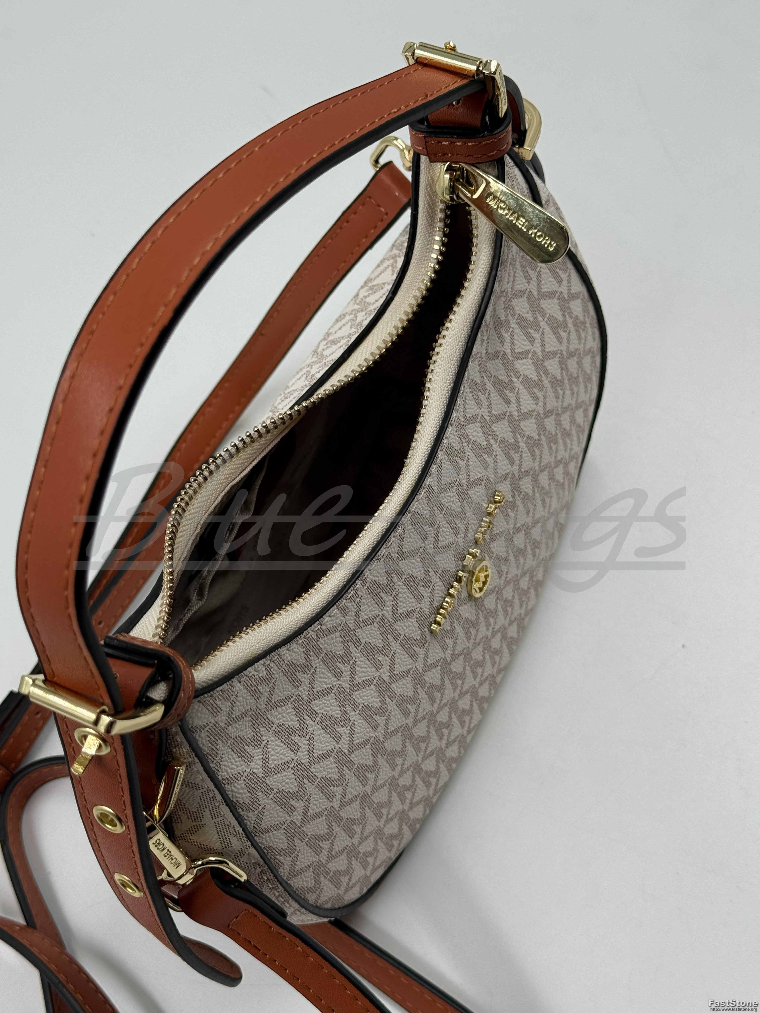 Chic Bag – Everyday Elegance