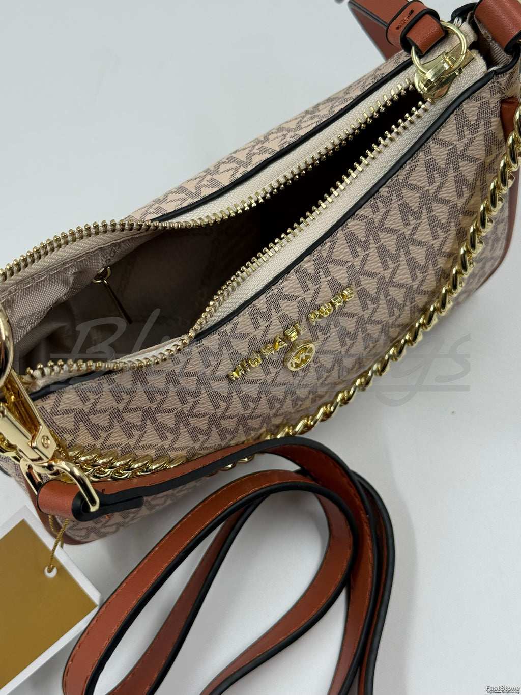 Chic Bag – Everyday Elegance