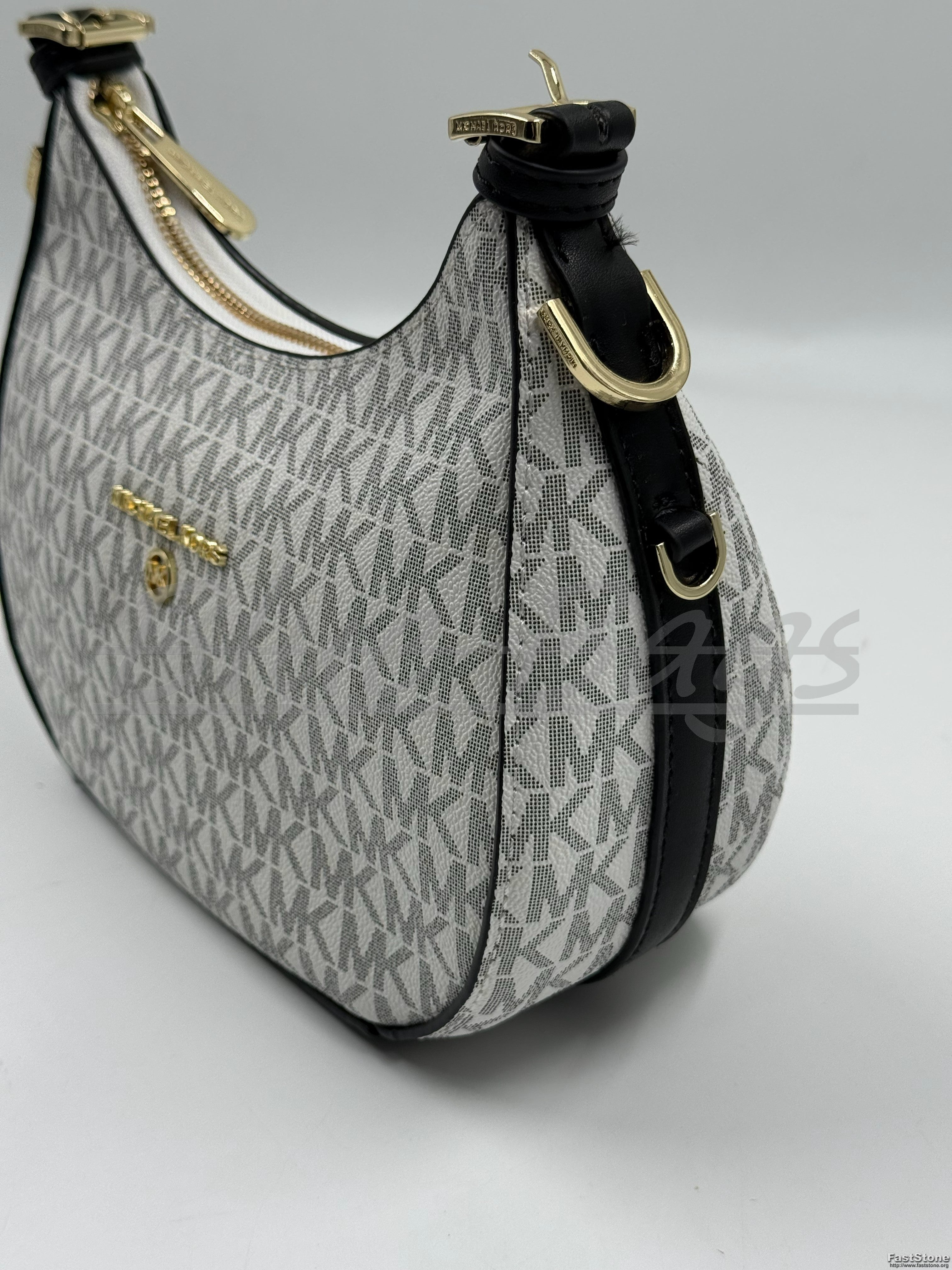 Chic Bag – Everyday Elegance