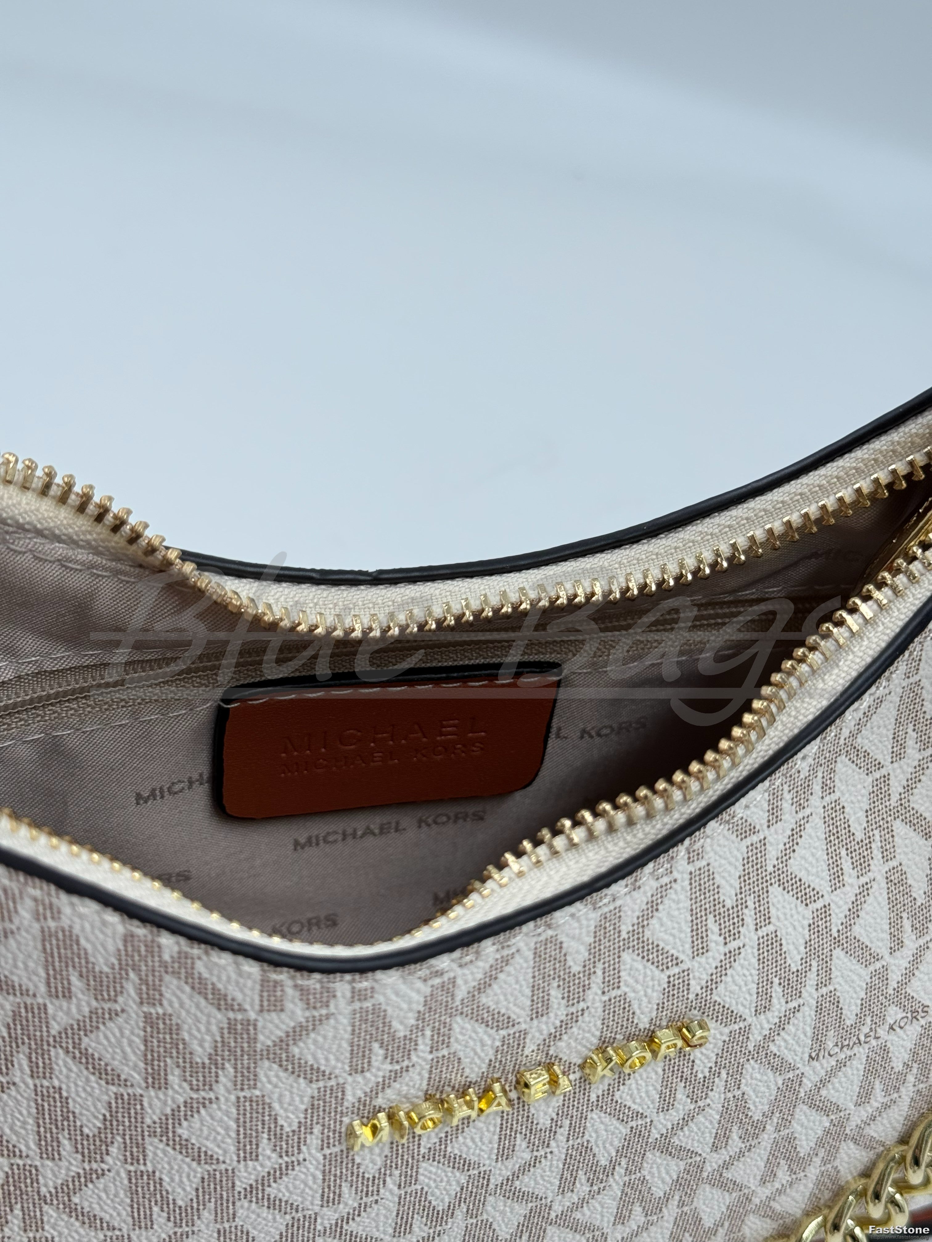 Chic Bag – Everyday Elegance