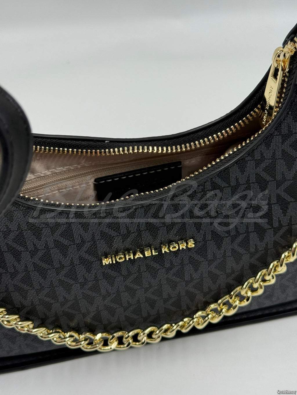 Chic Bag – Everyday Elegance
