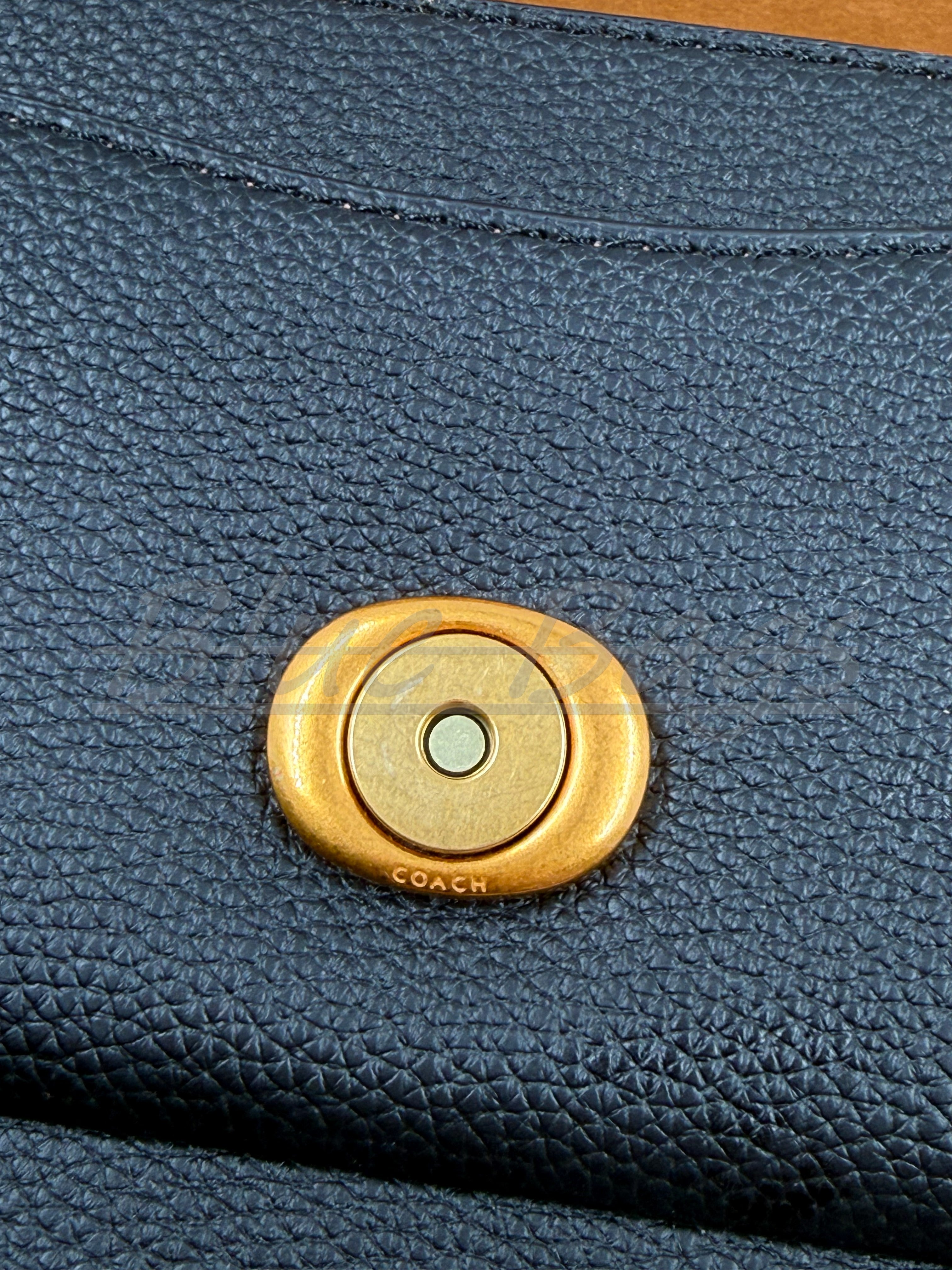 Chic Bag – Everyday Elegance