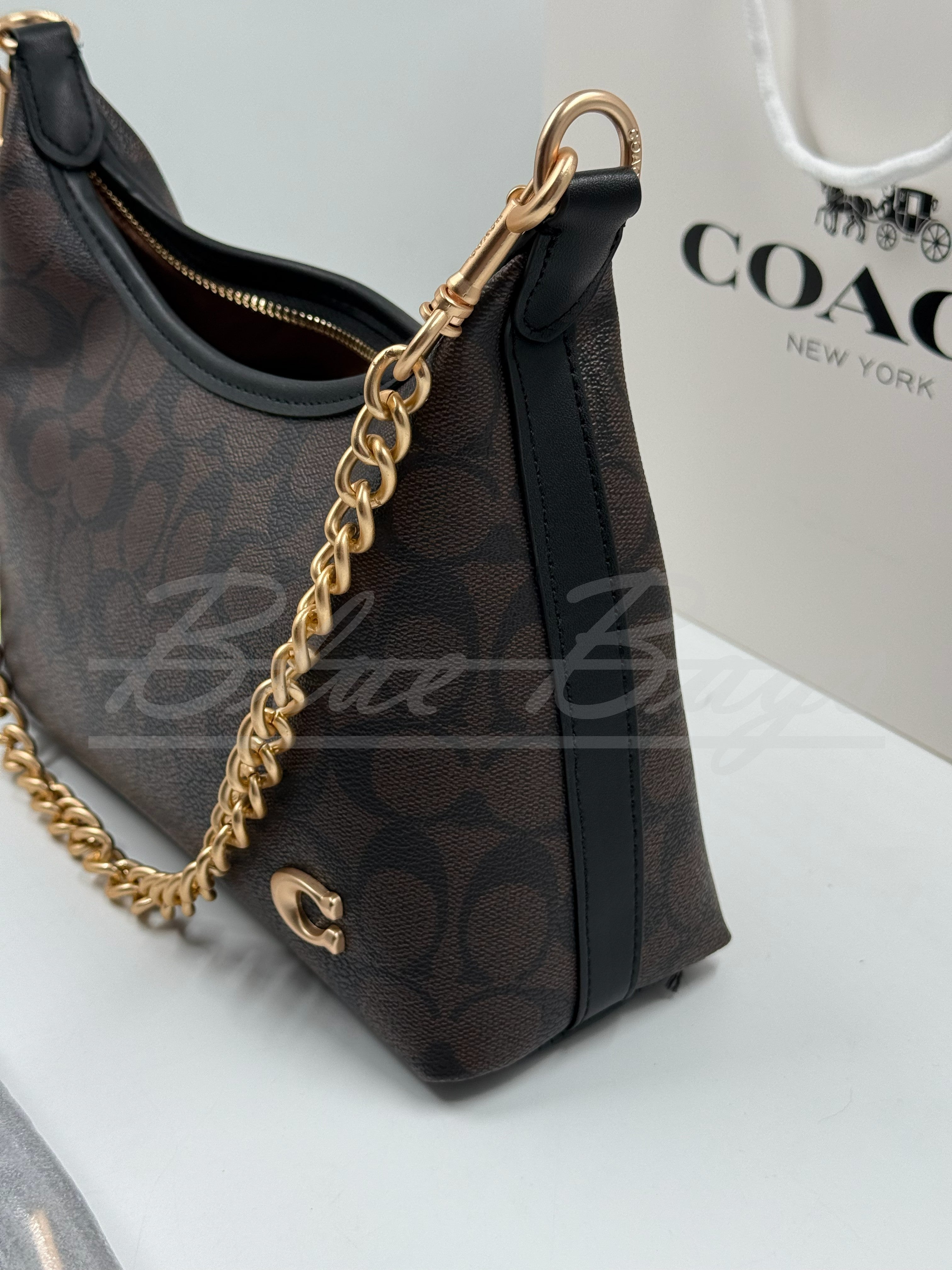 Chic Bag – Everyday Elegance