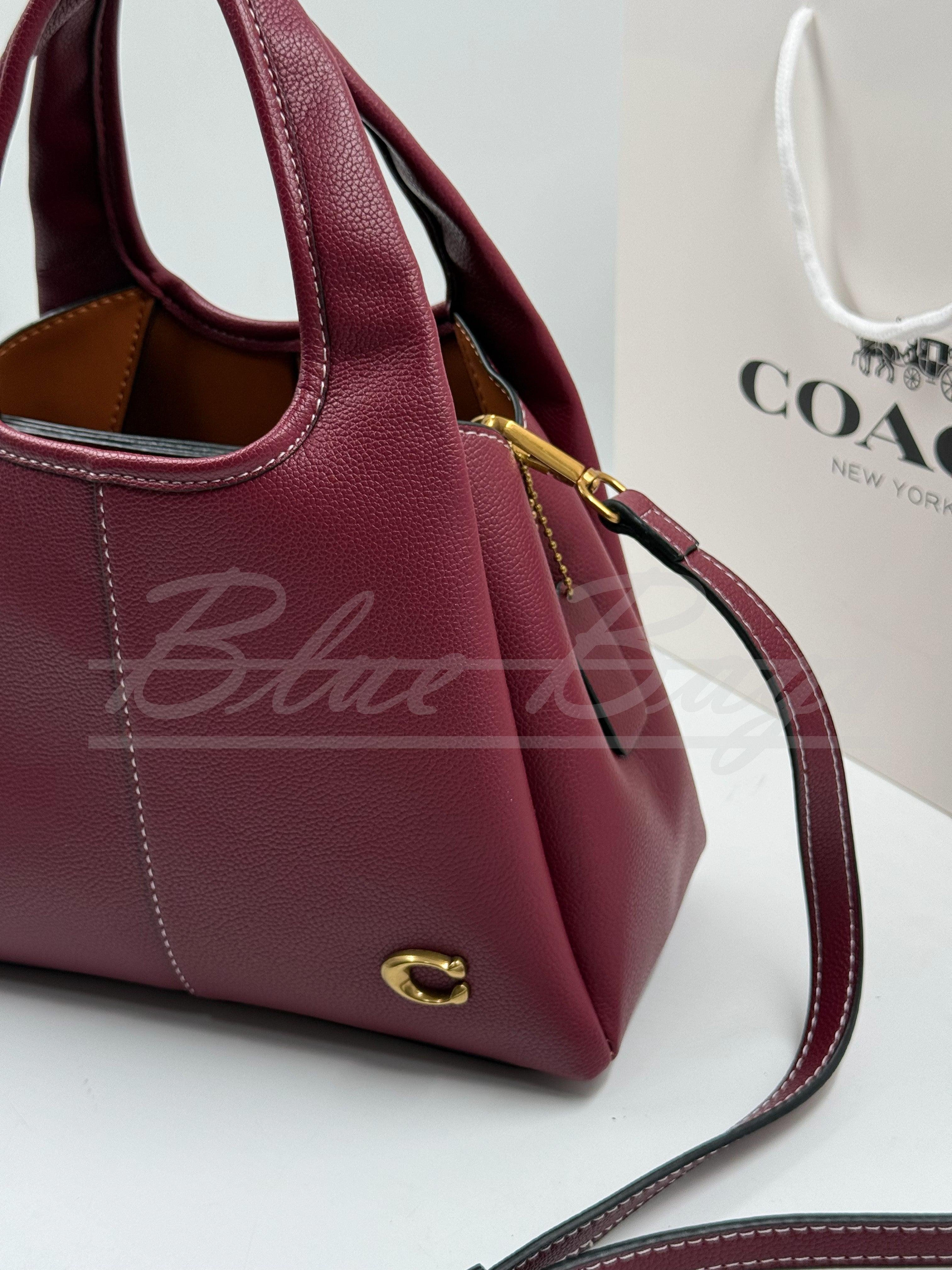 Chic Bag – Everyday Elegance