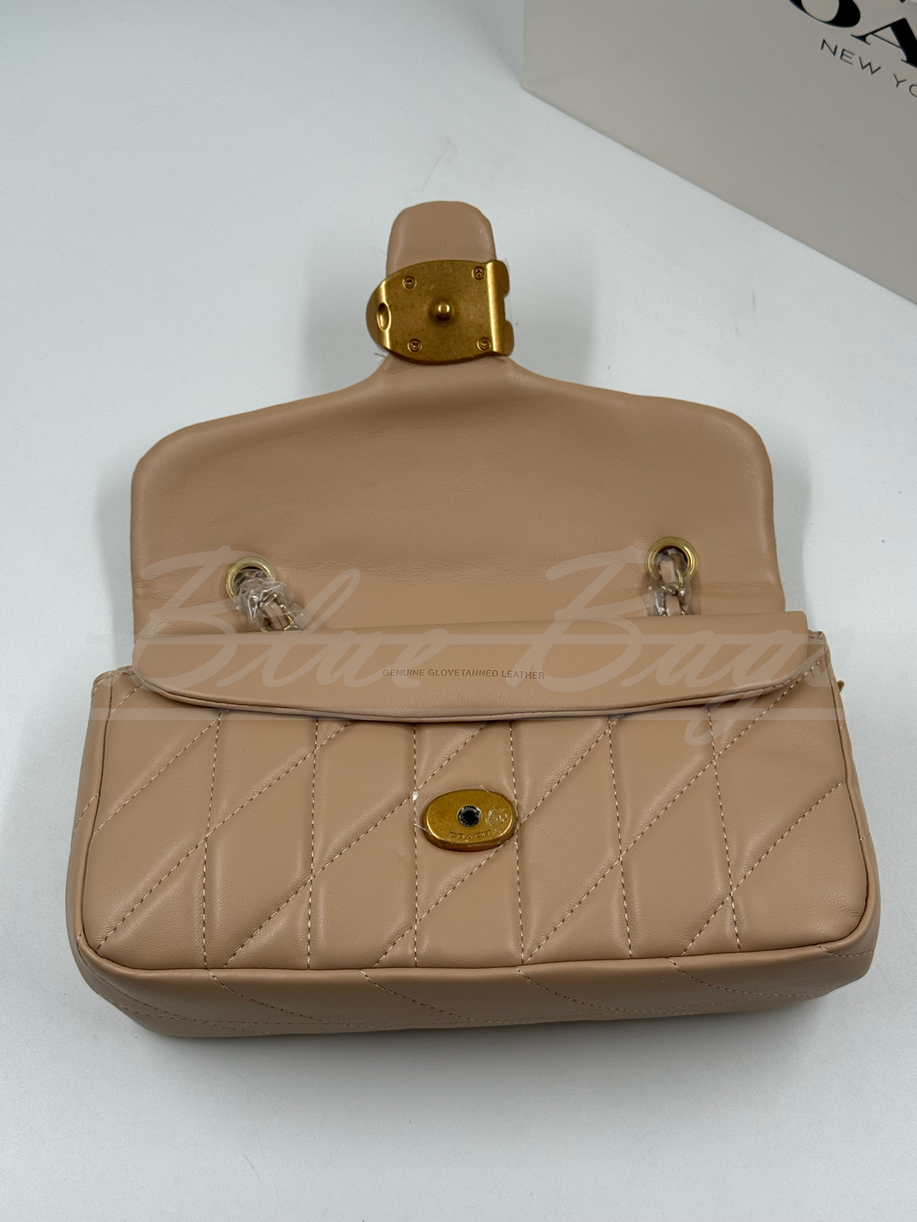 Chic Bag – Everyday Elegance