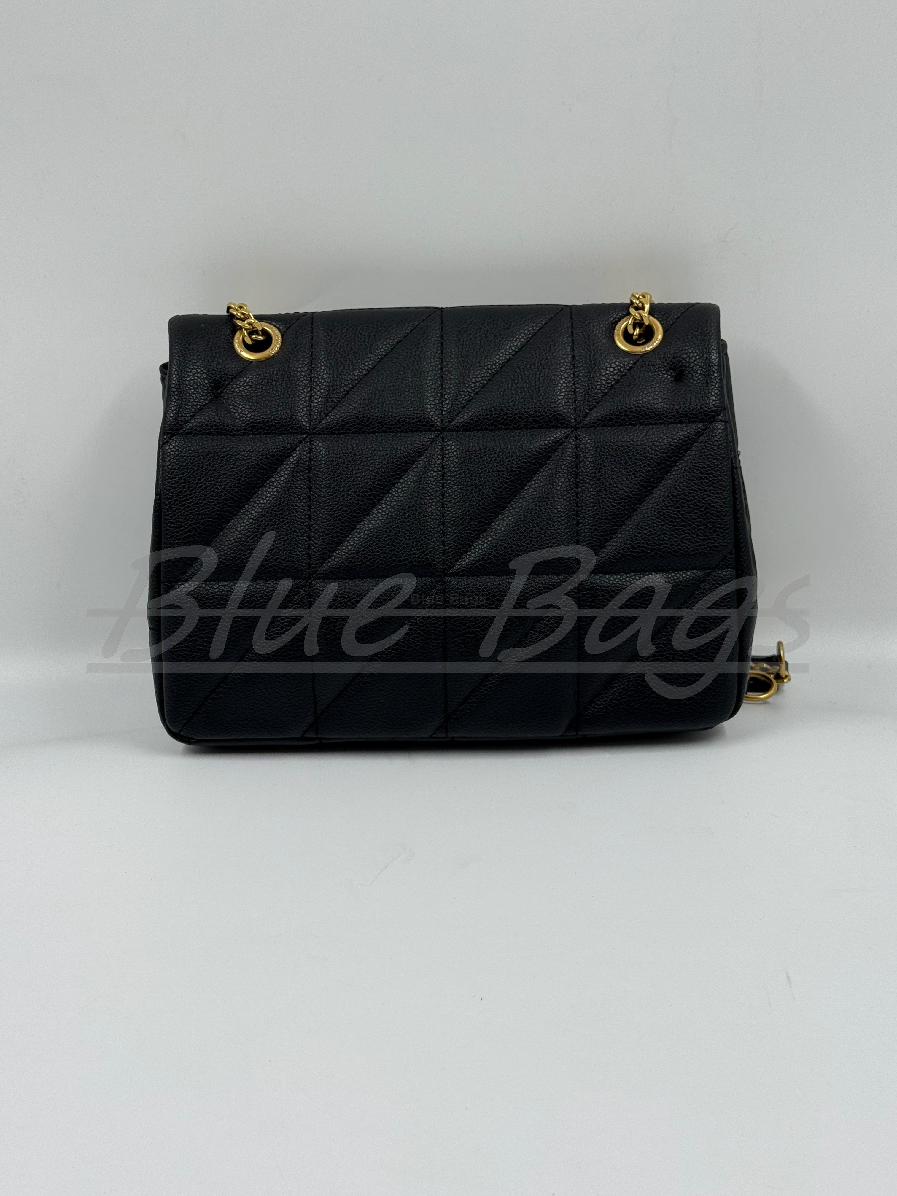 Luxury Bag – Timeless Design