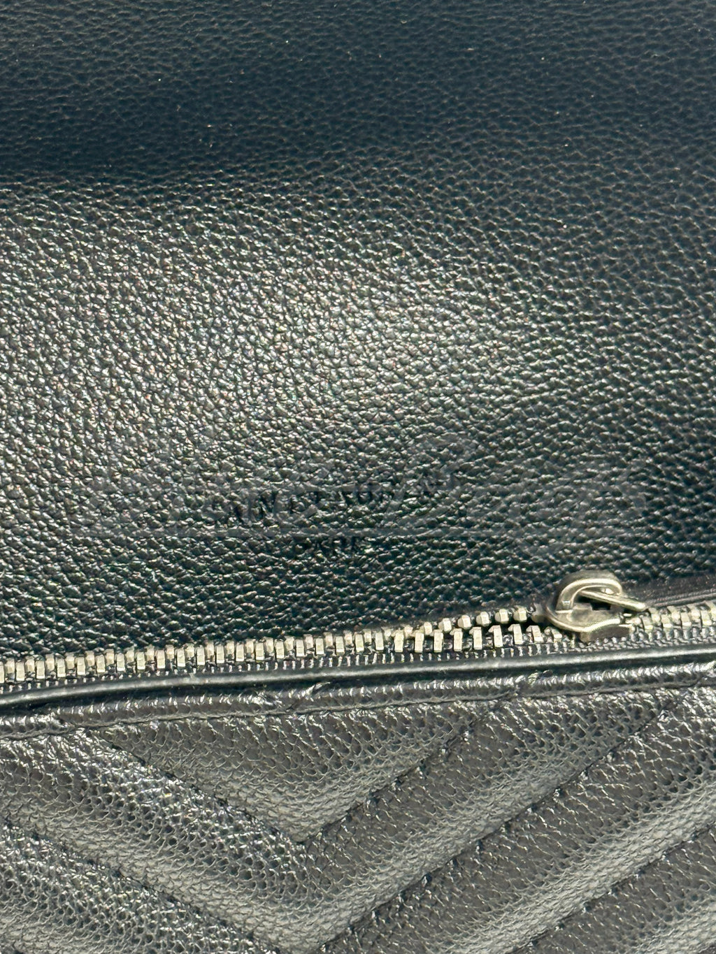 Luxury Bag – Timeless Design