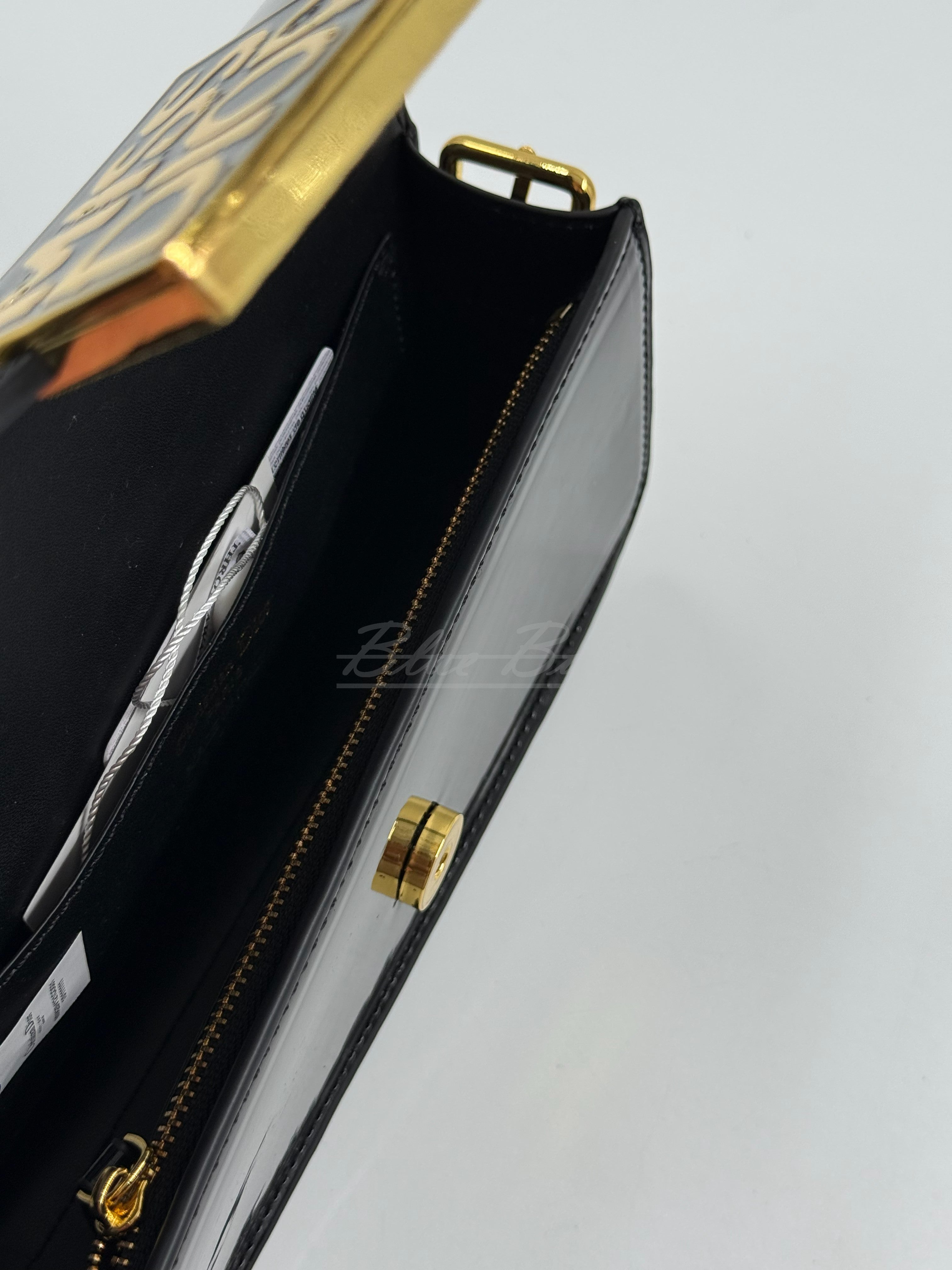 Luxury Bag – Timeless Design