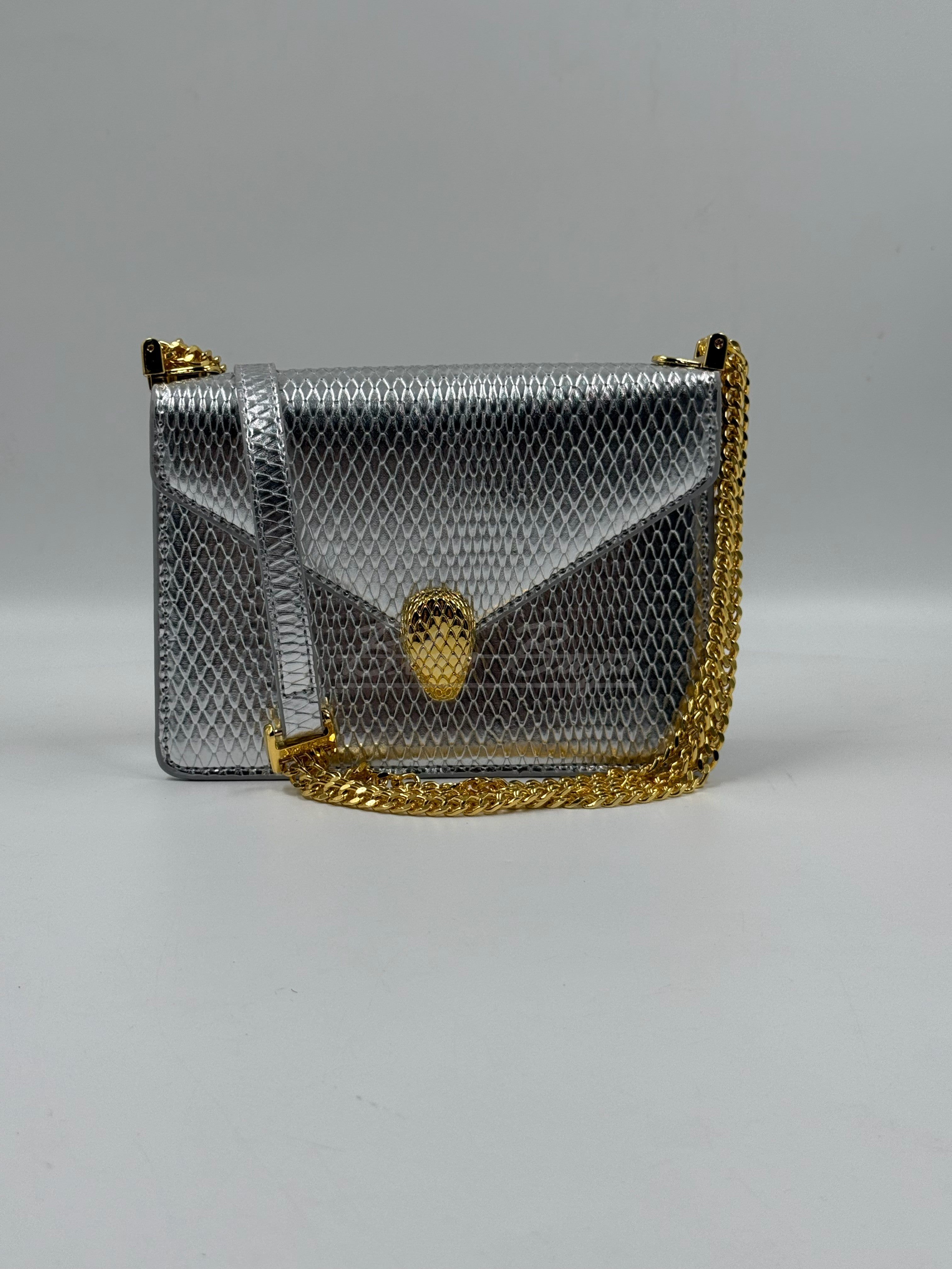 Luxury Bag – Timeless Design