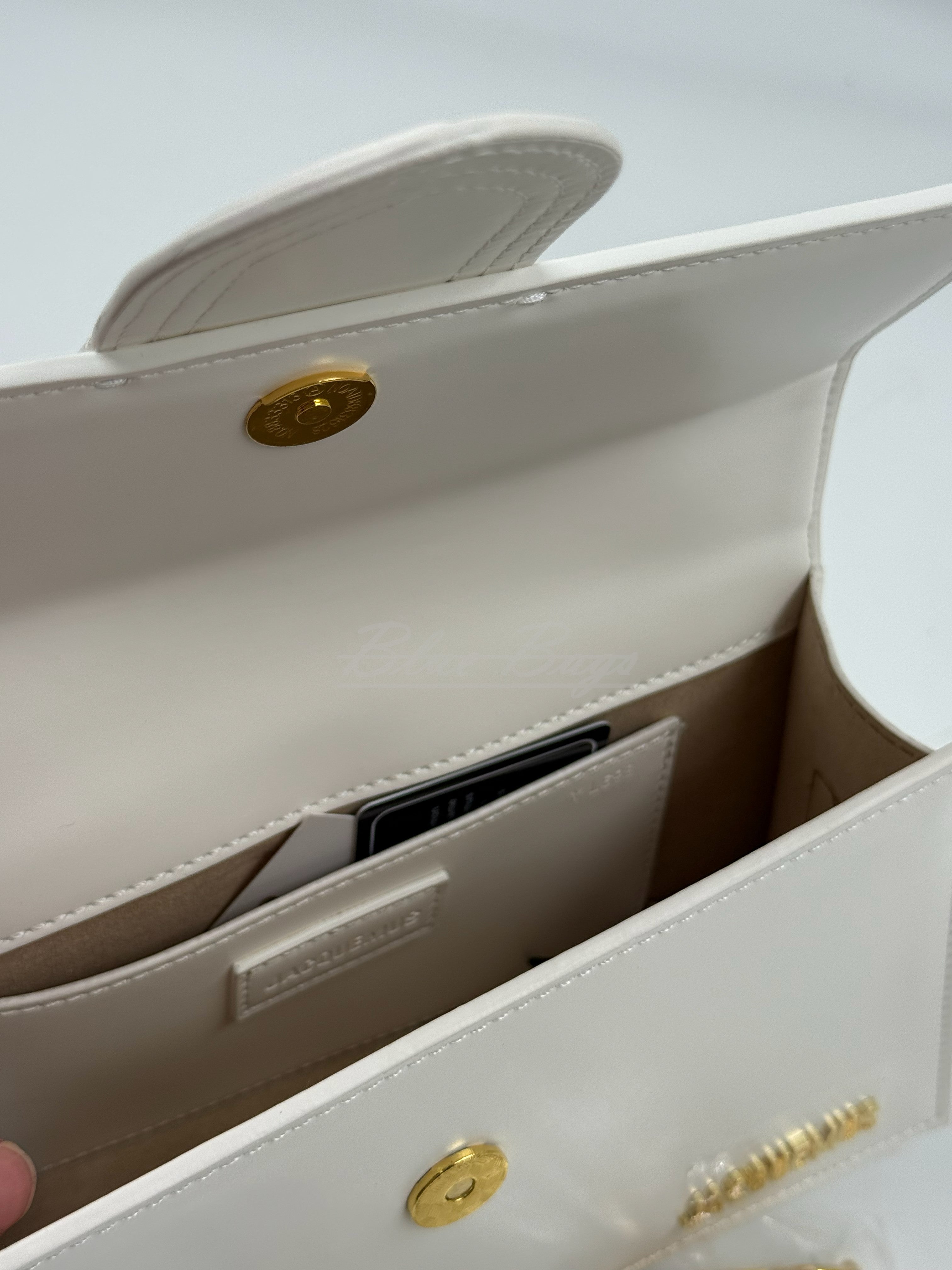 Luxury Bag – Timeless Design