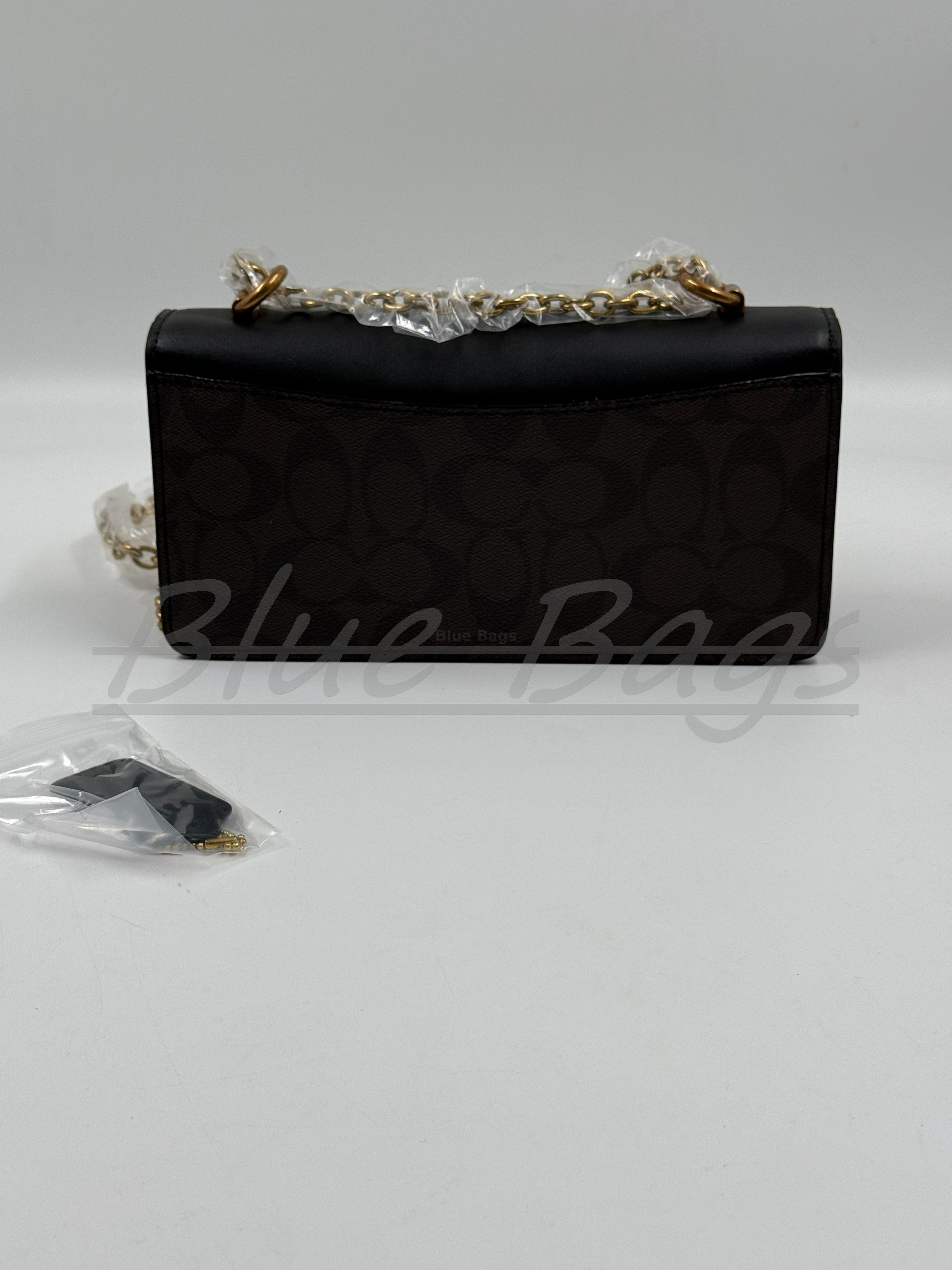 Luxury Bag – Timeless Design